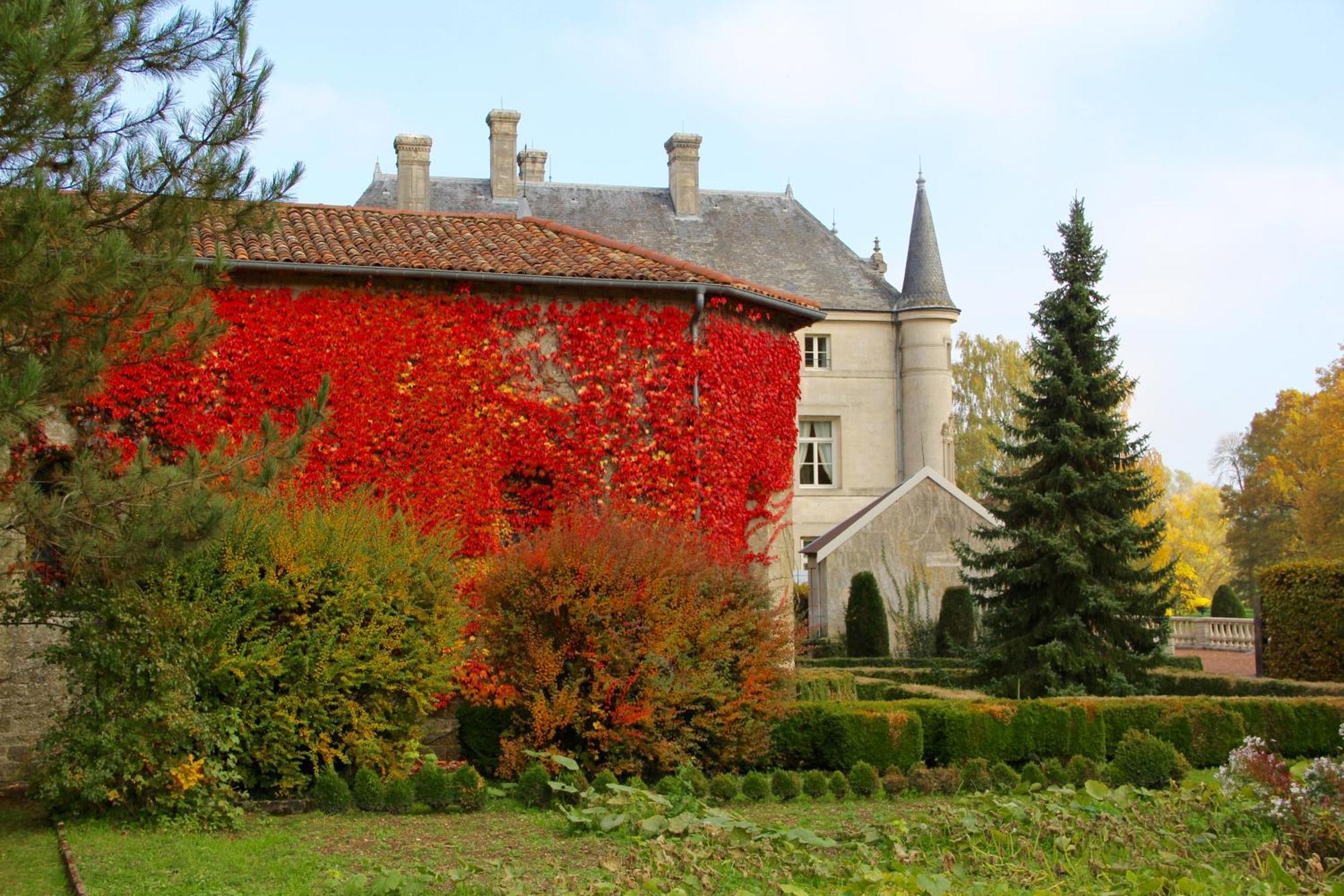 Chateau Des Monthairons Hotel Restaurant Gastromaison Spa Privatif Les Monthairons Екстериор снимка