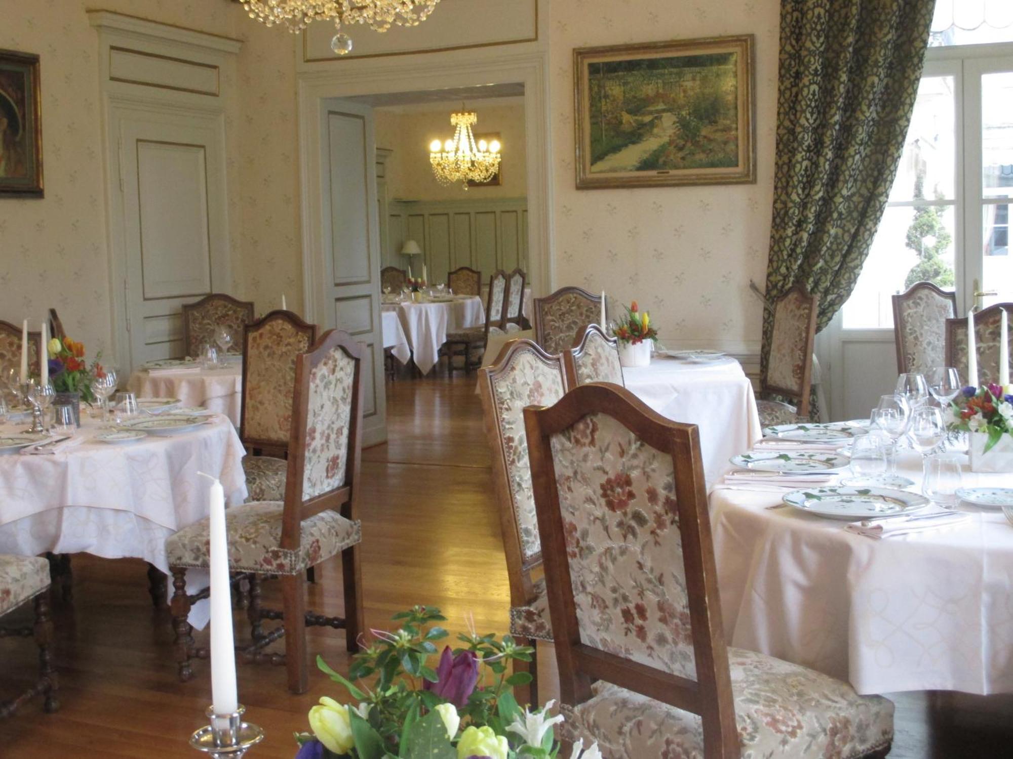 Chateau Des Monthairons Hotel Restaurant Gastromaison Spa Privatif Les Monthairons Екстериор снимка